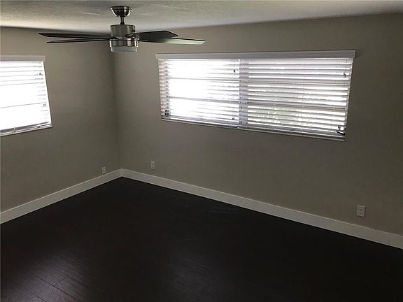 5th image of 624 N Highland Dr