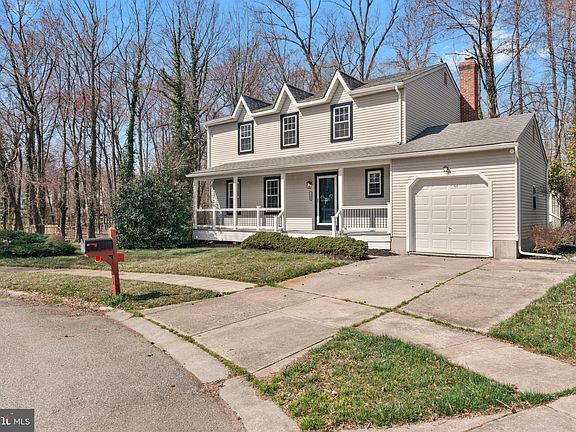 2nd image of 1304 Blackwalnut Ct