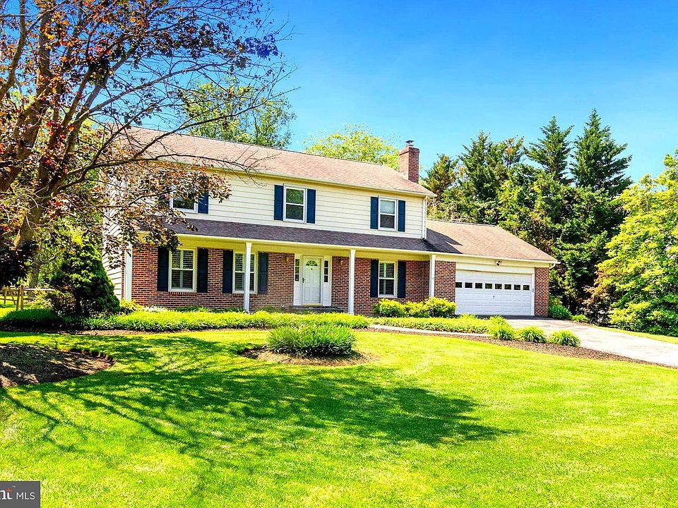 1st image of 2553 Cheval Dr