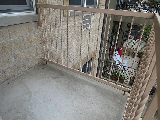 Rented by Capri Jet Realty Corp | media 34