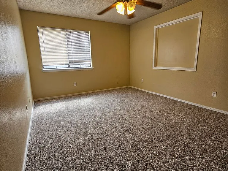 217 Monticello Rd — Photo 14