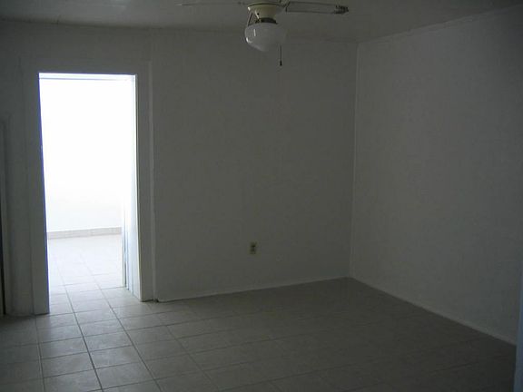 5th image of 803 N D St #A