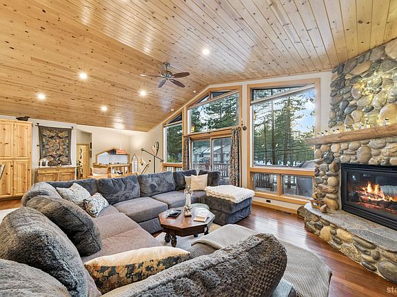 2nd image of 693 Patricia Ln
