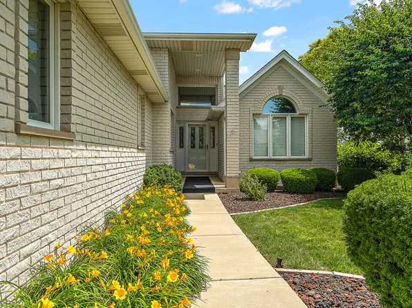16243 Hummingbird Hill Dr, Orland Park, IL 60467