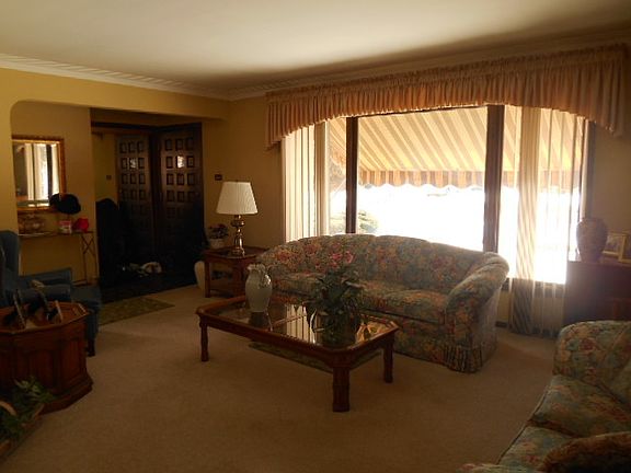 2nd image of 10609 Laramie Ave