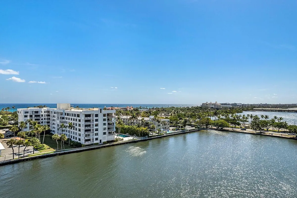 Building Photo - 2860 S Ocean Blvd #516