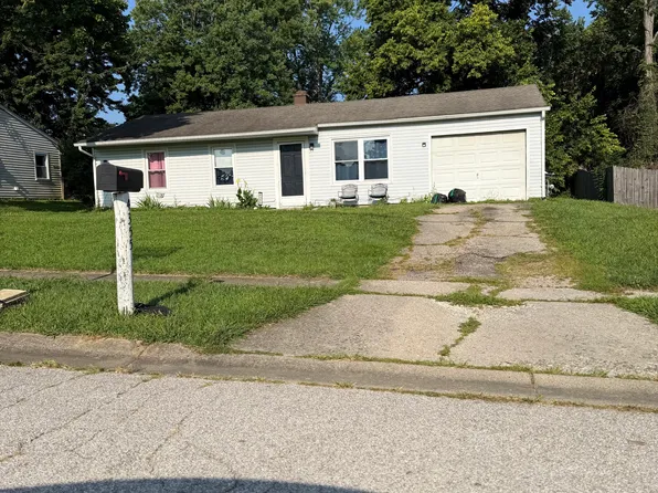 4355 Beechmont Dr, Cincinnati, OH 45244