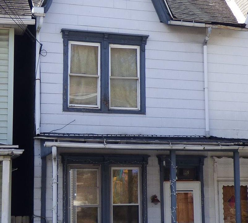 2nd image of 722 N 2nd St