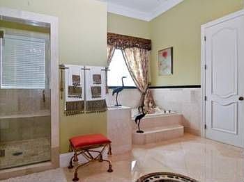 4th image of 6925 Gleneagle Dr
