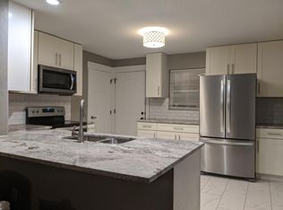 404 Surrey Rd, Knoxville, TN 37915