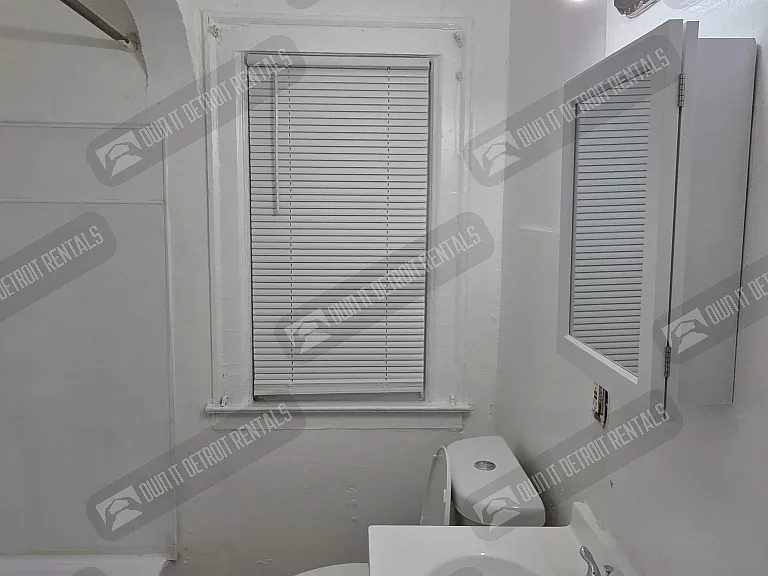 14602 Winthrop St #2 — Photo 18