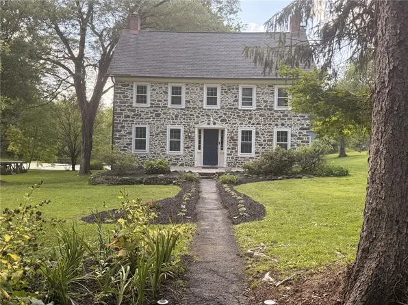 7790 Tumblebrook Rd, Coopersburg, PA 18036