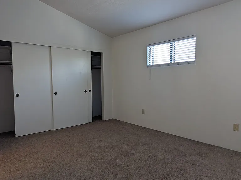 3826 Shasta St — Photo 10