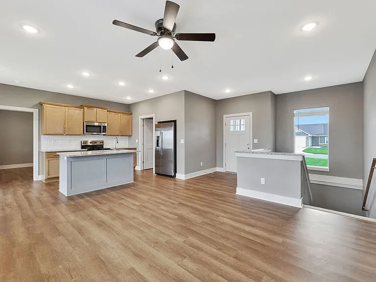 4617 S Doris Ct — Photo 10