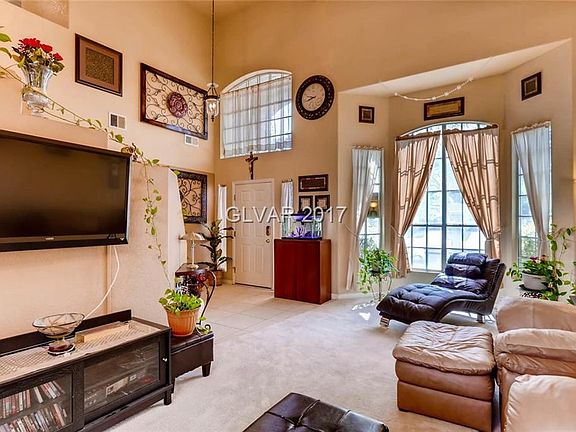5th image of 7818 Brook Valley Dr