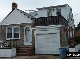 121 Inwood Ave, Point Lookout, NY 11569