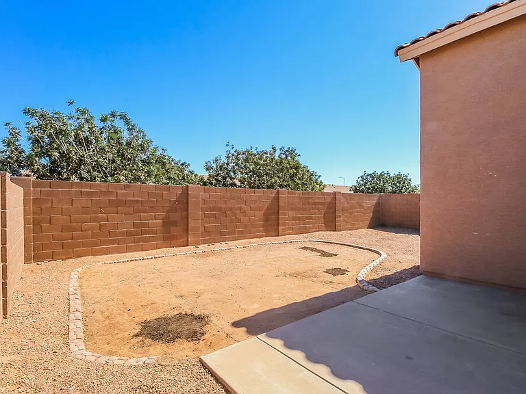 11026 E Delta Ave — Photo 15