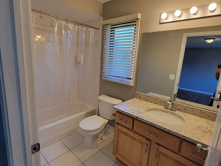 20393 Balmoral Dr — Photo 11
