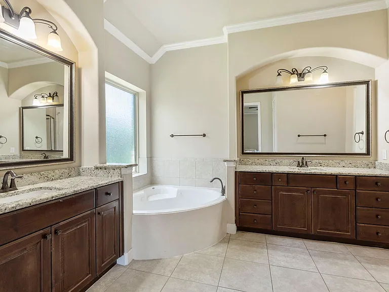 9739 Reston River Ln — Photo 29