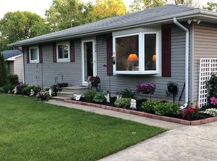 856 Sherry Dr, Lake Orion, MI