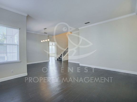 4th image of 2874 Southcreek Dr