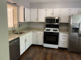 222 River Ct, Fieldsboro, NJ 08505