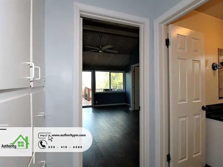 875 Lakeview Dr — Photo 26