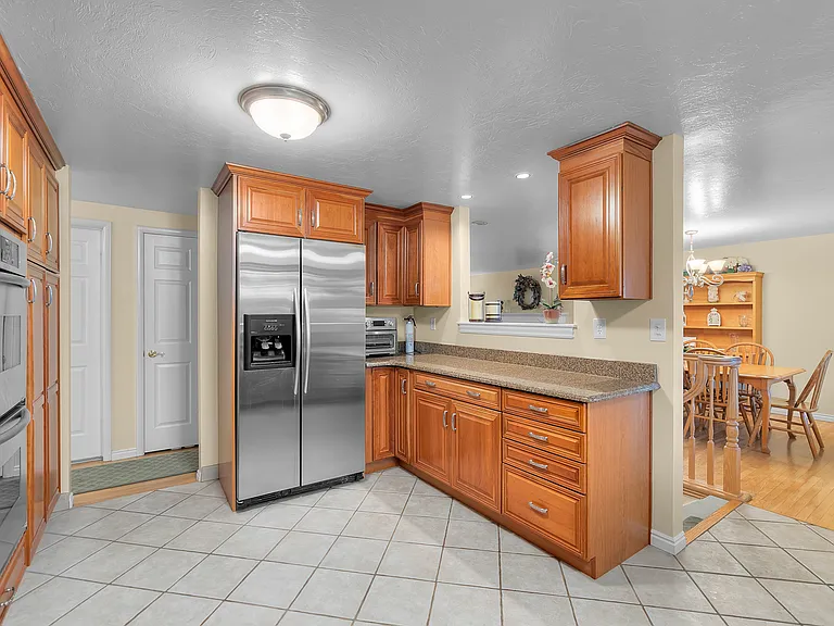 2405 E Sundown Ave — Photo 9
