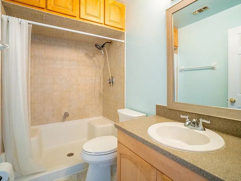 4901 Sandcastle Cir — Photo 20