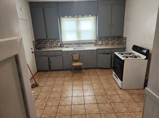 705 W 18th St #1, Erie, PA 16502