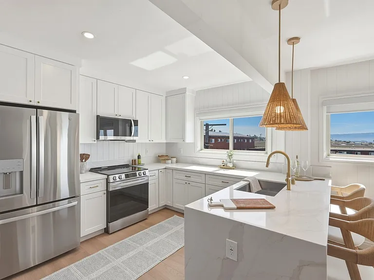 720 21st Street (Anza 20720, LLC) — Photo 5