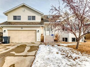 5 W Chinook Cres, Beiseker, AB T0M0G0