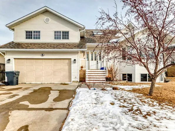 5 W Chinook Cres, Beiseker, AB T0M 0G0