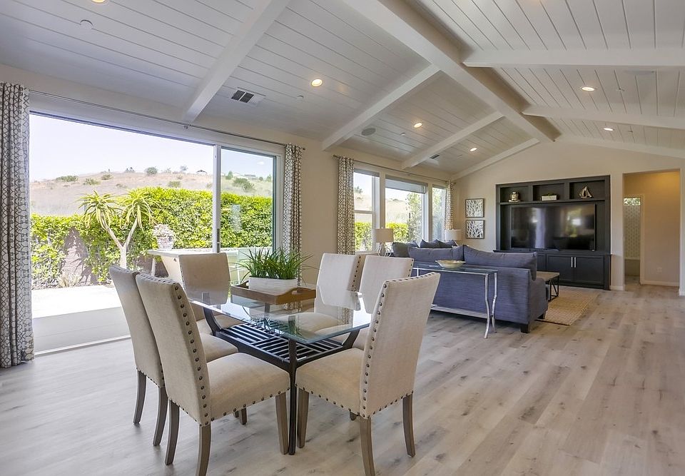 1st image of 7924 Auberge Cir