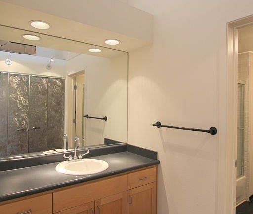 4th image of 81 Lansing St APT 206