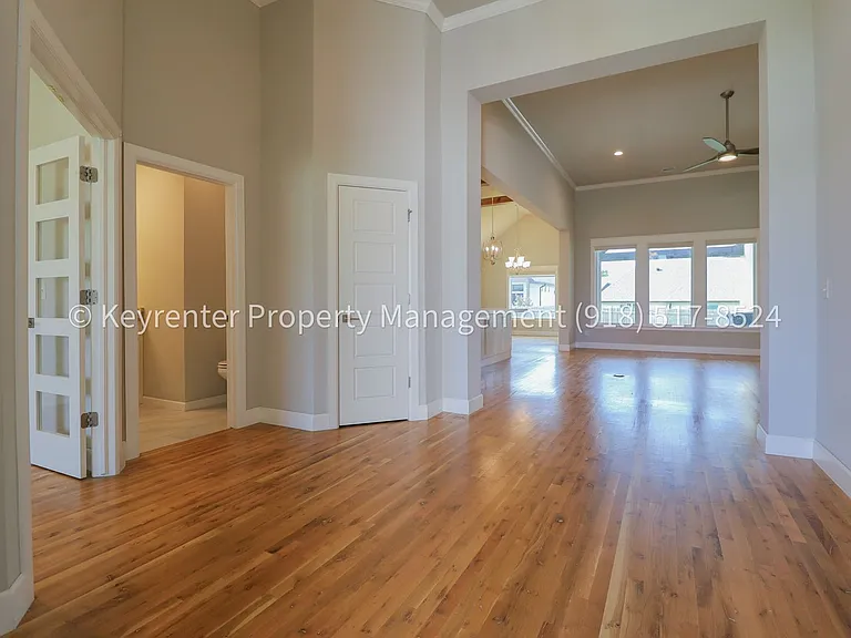 3809 W Union St — Photo 6