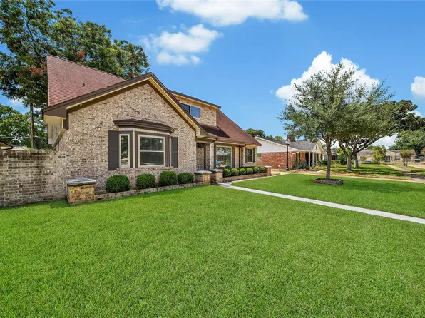 9411 Roos Rd, Houston, TX 77036