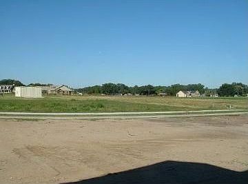 1st image of 2912 Mayday Dr