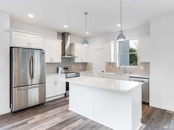 3rd image of 2212 S 8th St