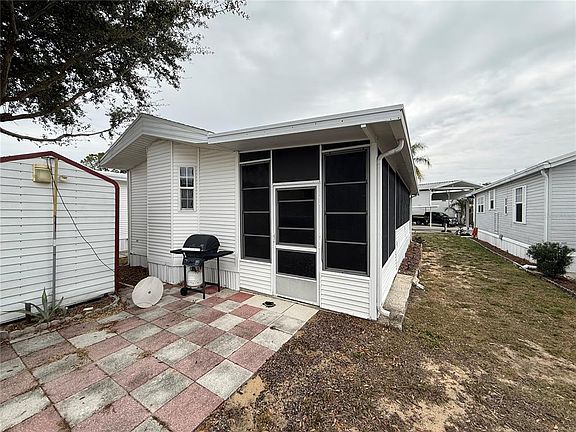 3rd image of 231 Saint George Dr