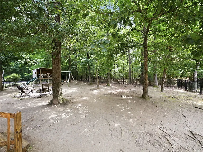 8636 Sagekirk Ct — Photo 40