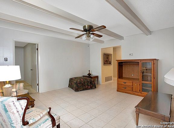 5th image of 3223 Clearfield Dr