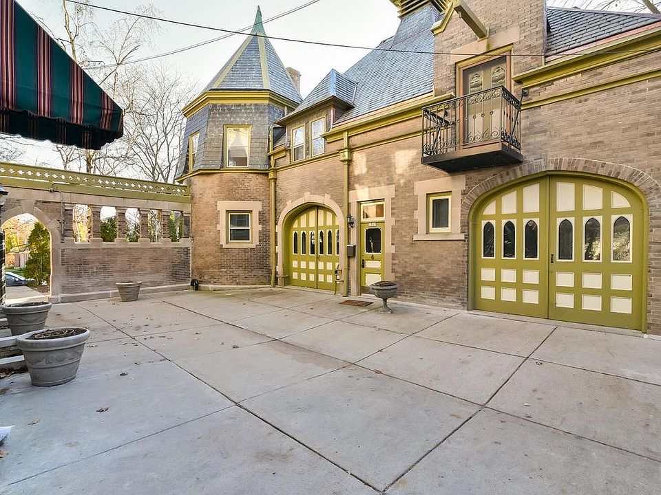 2727 E Newberry Blvd, Milwaukee, WI 53211 Zillow