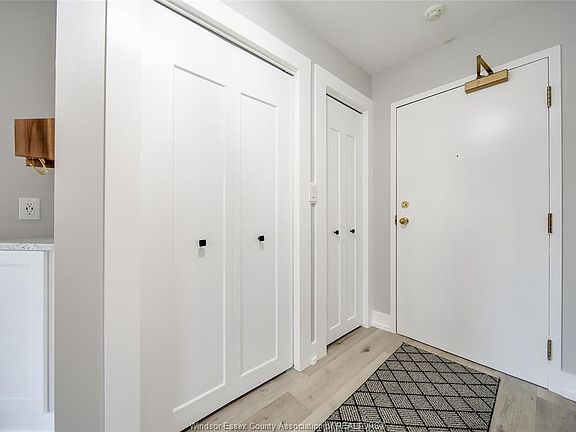 5th image of 44 Robson Rd #216