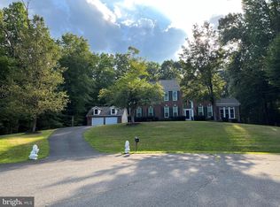 5948 Crooked Creek Dr, Manassas, VA 20112