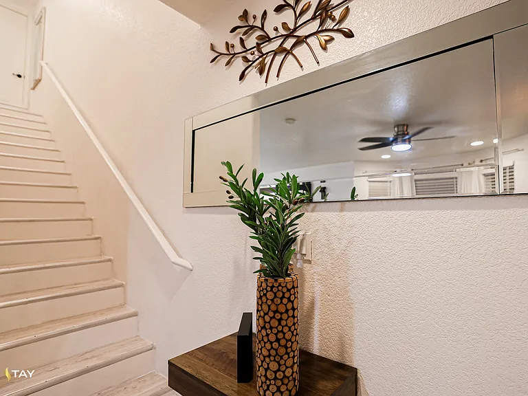 1505 N Center St #220 — Photo 9