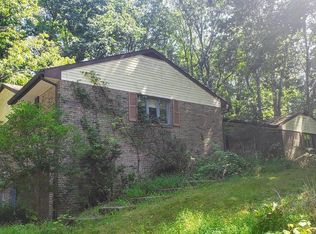 166 Hickory Rd, Mohnton, PA 19540