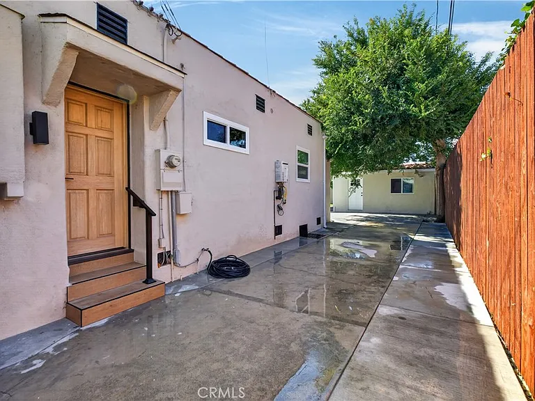 1713 W Alameda Ave — Photo 37