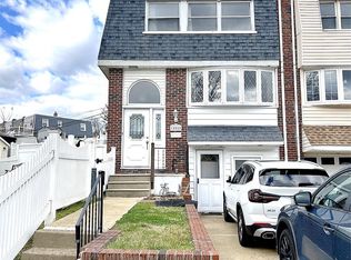 12028 Millbrook Rd, Philadelphia, PA 19154