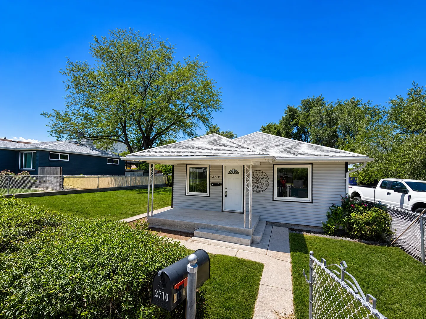 Newly Remodeled 2 Bed, 2 Bath Home in Magna! Lease/Option — Photo 1
